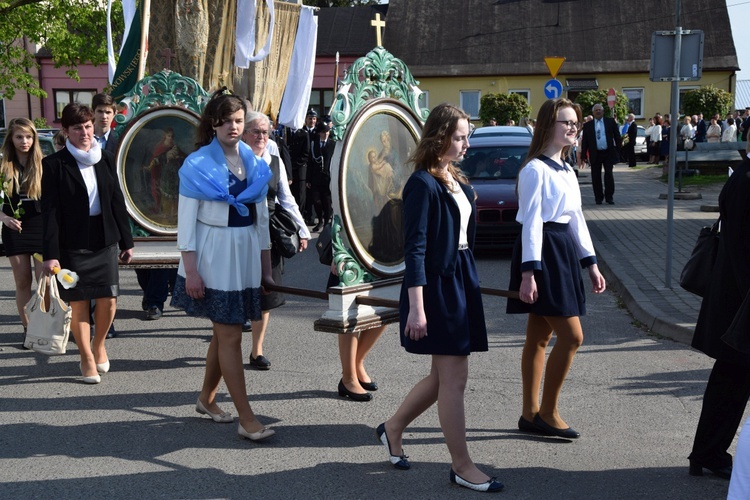 Powitanie ikony MB Częstochowskiej w Grabowie