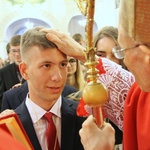 Bierzmowanie w kościele św. Jakuba w Tuchowie