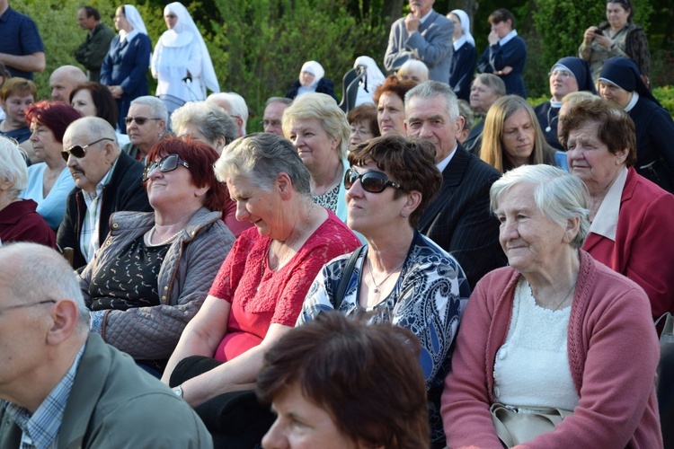 Festiwal Pieśni Maryjnej w Szymanowie