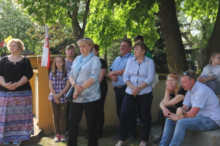 Powitanie ikony MB Częstochowskiej w Leźnicy Małej