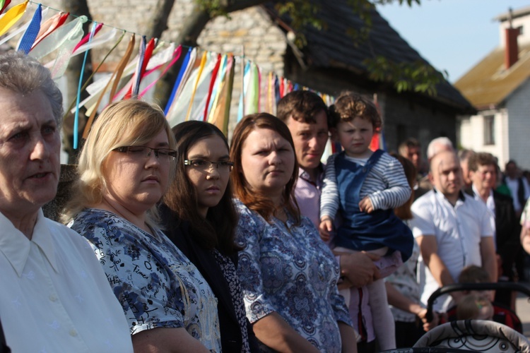 Powitanie ikony MB Częstochowskiej w Leźnicy Małej