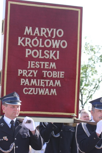 Powitanie ikony MB Częstochowskiej w Leźnicy Małej