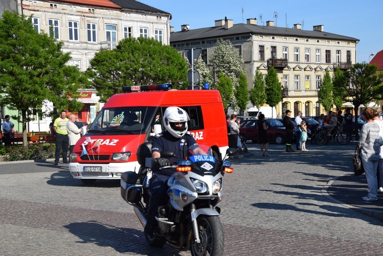 Powitanie ikony MB Częstochowskiej w parafii św. Andrzeja Apostoła w Łęczycy