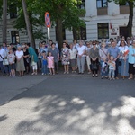 Powitanie ikony MB Częstochowskiej w parafii Niepokalanego Poczęcia NMP w Łęczycy