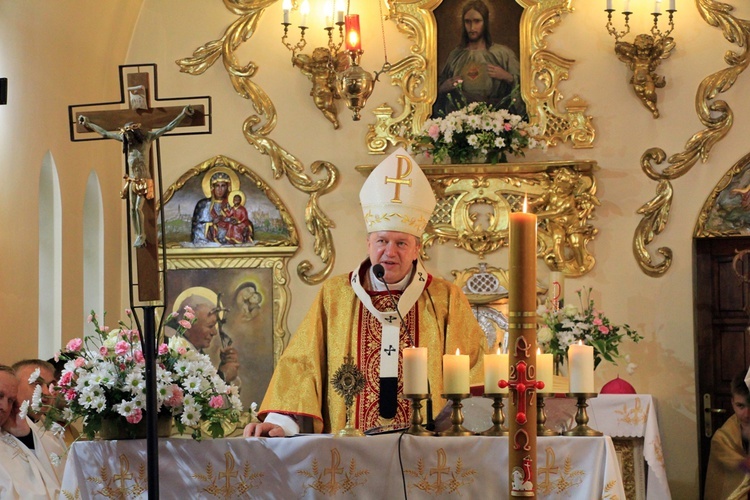 Jubileusze kapłańskie i... wymodlone sanktuarium