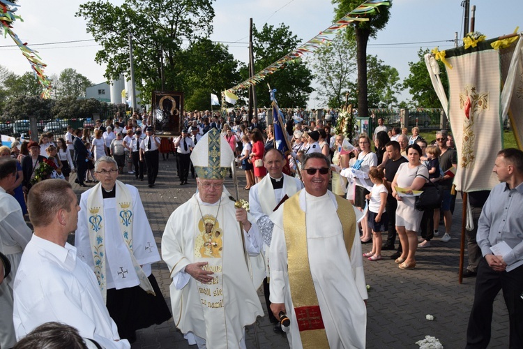 Powitanie ikony MB Częstochowskiej w Leśmierzu