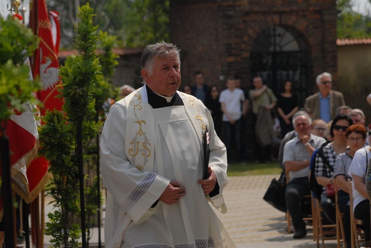 Uroczystości religijne i patriotyczne w Morawicy