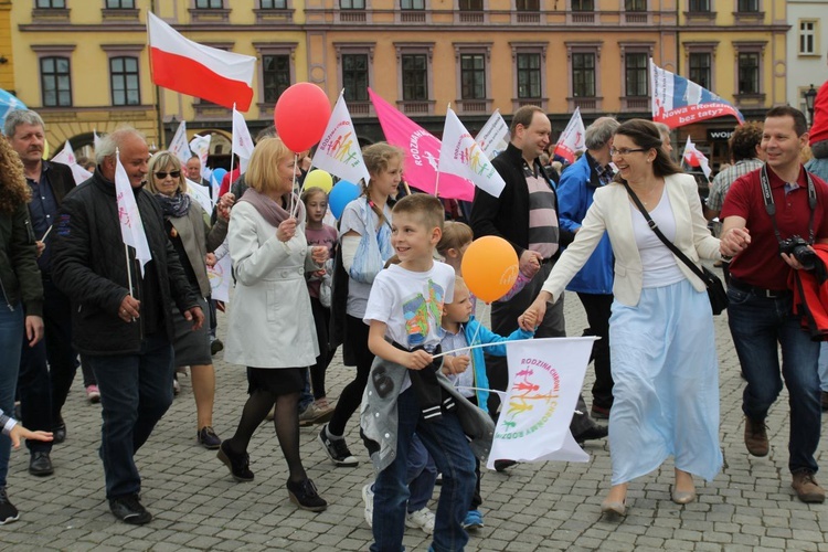 5. Chrześcijański Marsz dla Życia i Rodziny w Cieszynie cz. 1