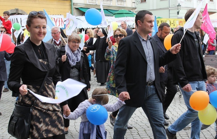 5. Chrześcijański Marsz dla Życia i Rodziny w Cieszynie cz. 1