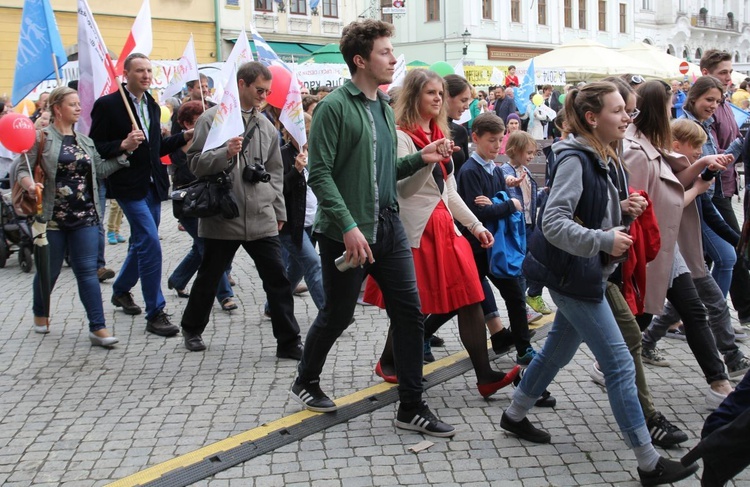 5. Chrześcijański Marsz dla Życia i Rodziny w Cieszynie cz. 1