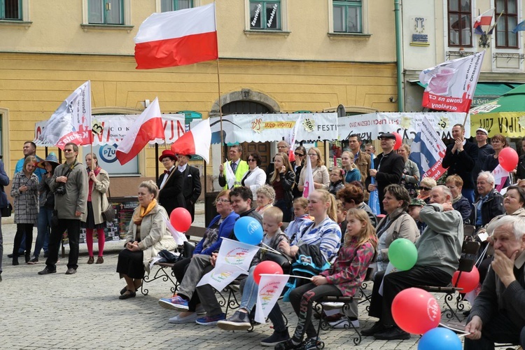 5. Chrześcijański Marsz dla Życia i Rodziny w Cieszynie cz. 1