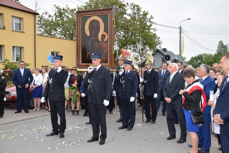 Powitanie ikony MB Częstochowskiej w Tumie