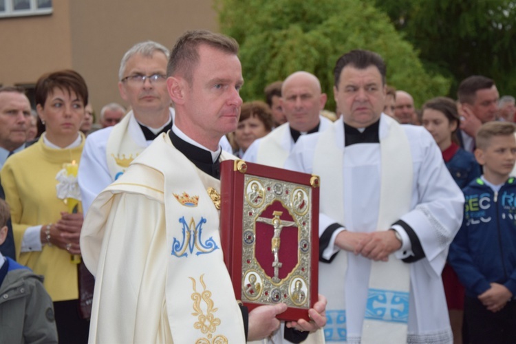 Powitanie ikony MB Częstochowskiej w Tumie