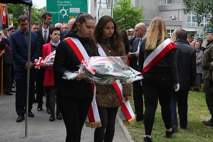 Pomnik Żołnierzy Wyklętych w Dzierżoniowie