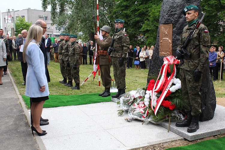 Pomnik Żołnierzy Wyklętych w Dzierżoniowie