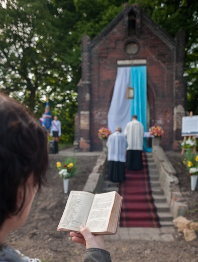 Kaplica Maria Hilf na granicy Piekar Śląskich i Bytomia 