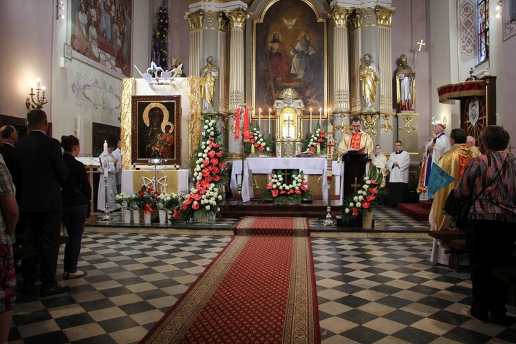 Powitanie ikony MB Częstochowskiej w Piątku