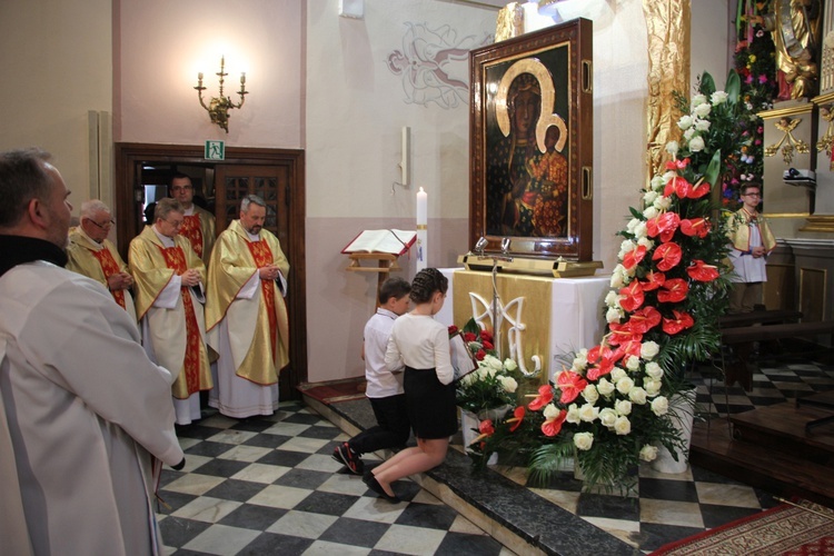 Powitanie ikony MB Częstochowskiej w Piątku