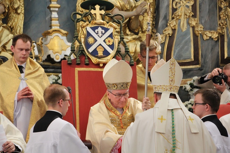 Sakra abp. Andrzeja Józwowicza