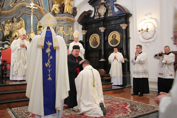 Sakra abp. Andrzeja Józwowicza