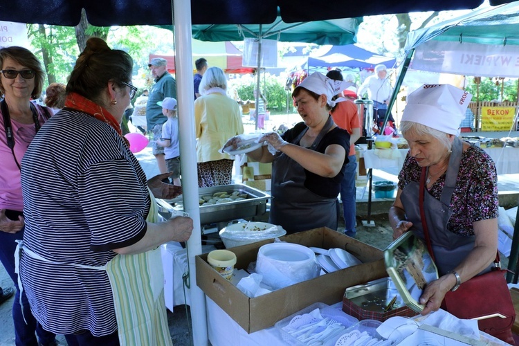 Piknik w parafii św. Jadwigi na Kozanowie