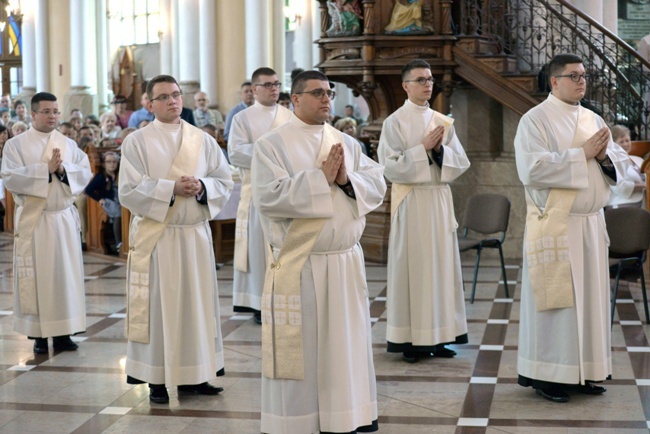 Liturgia święceń kapłańskich w radomskiej katedrze