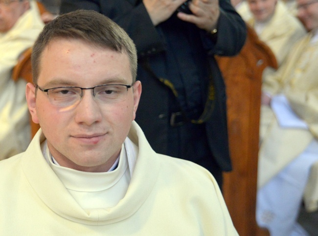 Ks. Paweł Męcina, pochodzi z parafii pw. św. Mikołaja w Końskich