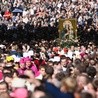 Tysiące mężczyzn pielgrzymują do Piekar