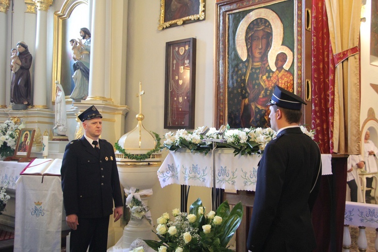 Powitanie ikony MB Częstochowskiej w Bielawach