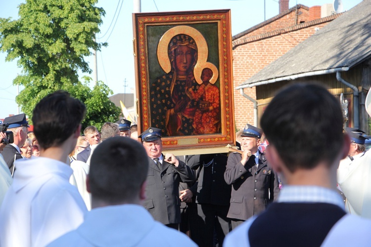 Powitanie ikony MB Częstochowskiej w Bielawach