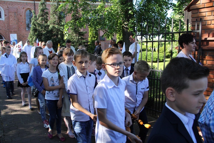 Powitanie ikony MB Częstochowskiej w Bielawach