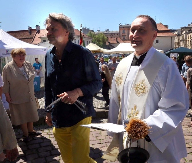 Pszczoły na dachu Teatru im. Słowackiego