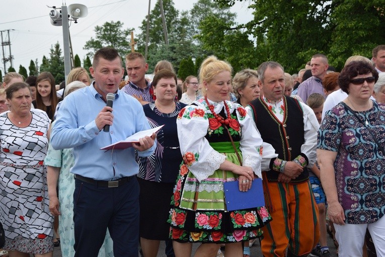 Powitanie ikony MB Częstochowskiej w Mąkolicach