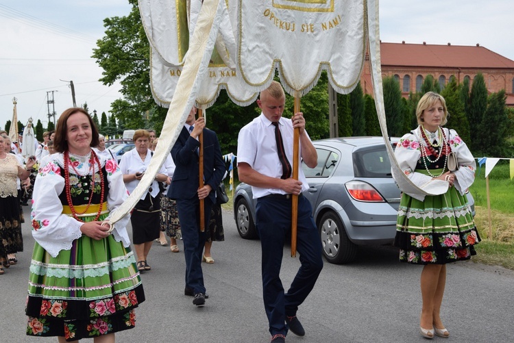 Powitanie ikony MB Częstochowskiej w Mąkolicach