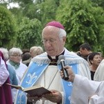 Powitanie ikony MB Częstochowskiej w parafii św. Jakuba w Głownie