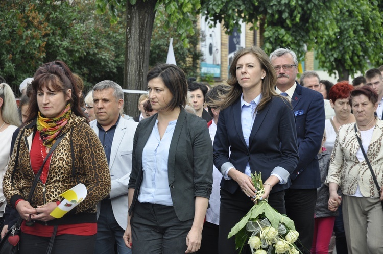 Powitanie ikony MB Częstochowskiej w parafii św. Jakuba w Głownie