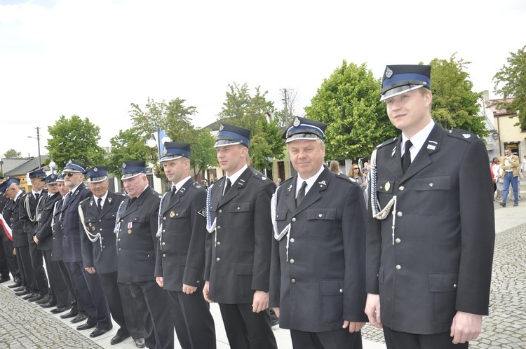 Powitanie ikony MB Częstochowskiej w parafii św. Jakuba w Głownie