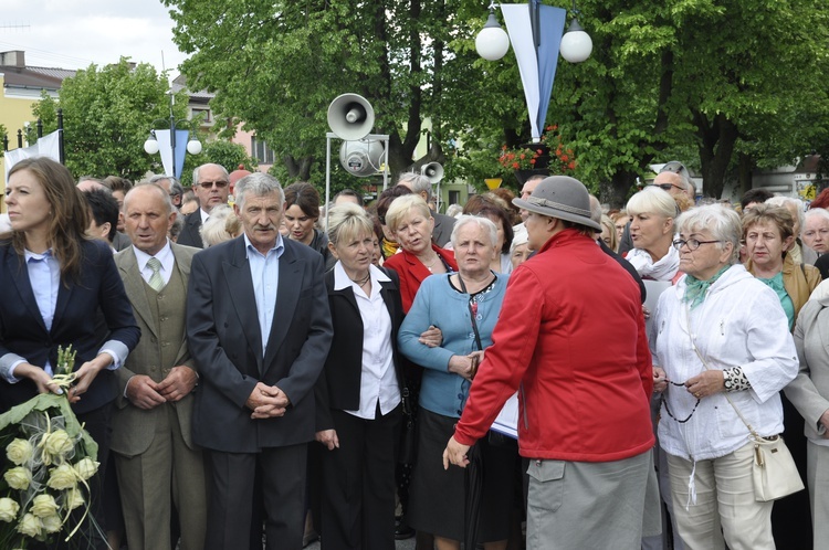 Powitanie ikony MB Częstochowskiej w parafii św. Jakuba w Głownie