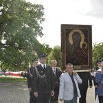 Powitanie ikony MB Częstochowskiej w parafii św. Jakuba w Głownie