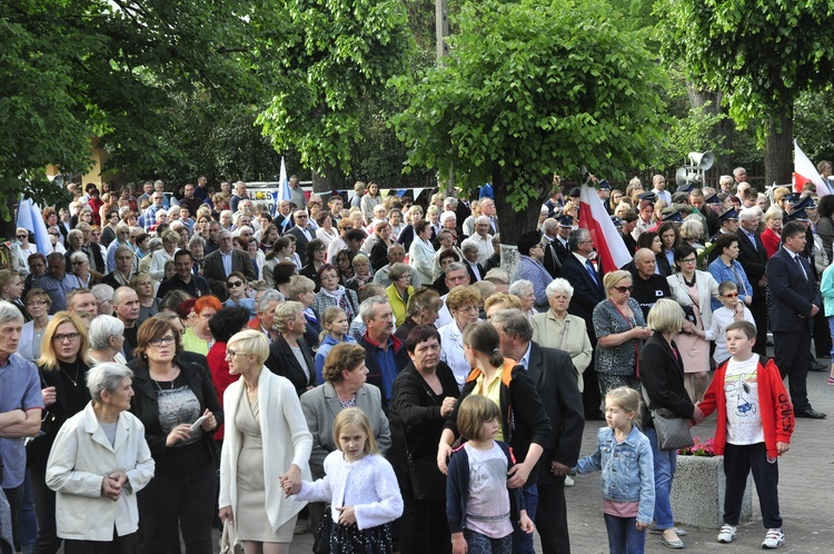 Powitanie ikony MB Częstochowskiej w parafii św. Jakuba w Głownie