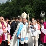 Powitanie ikony MB Częstochowskiej w parafii św. Jakuba w Głownie