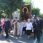 Powitanie ikony MB Częstochowskiej w parafii św. Barbary w Głownie