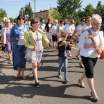 Powitanie ikony MB Częstochowskiej w parafii św. Barbary w Głownie