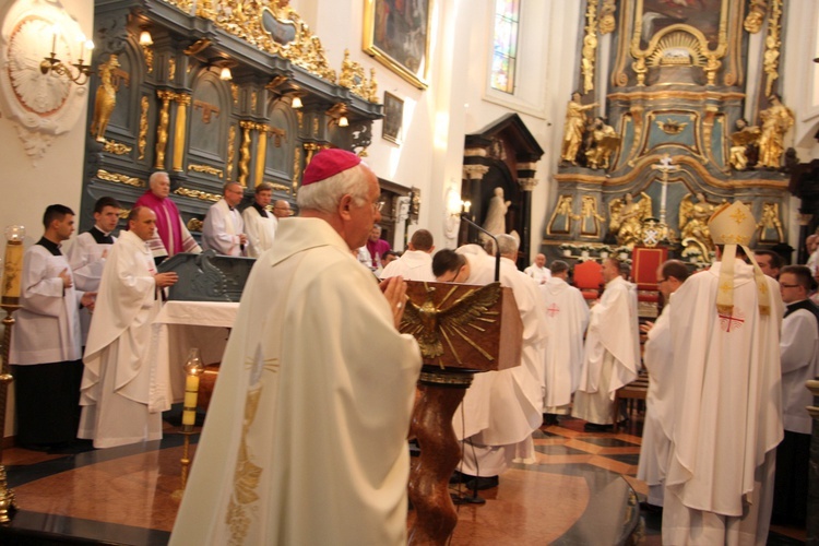 Święcenia kapłańskie w Łowiczu