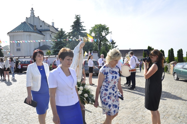 Powitanie ikony MB Częstochowskiej w Dmosinie