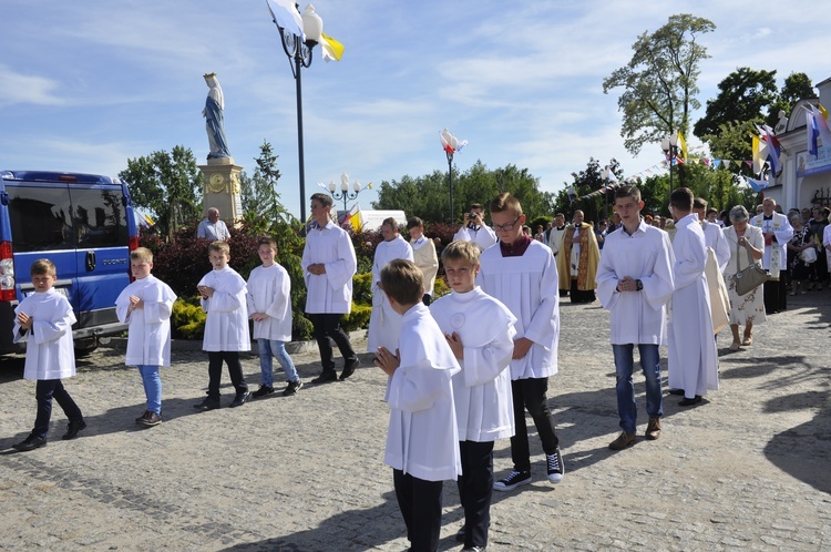 Powitanie ikony MB Częstochowskiej w Dmosinie