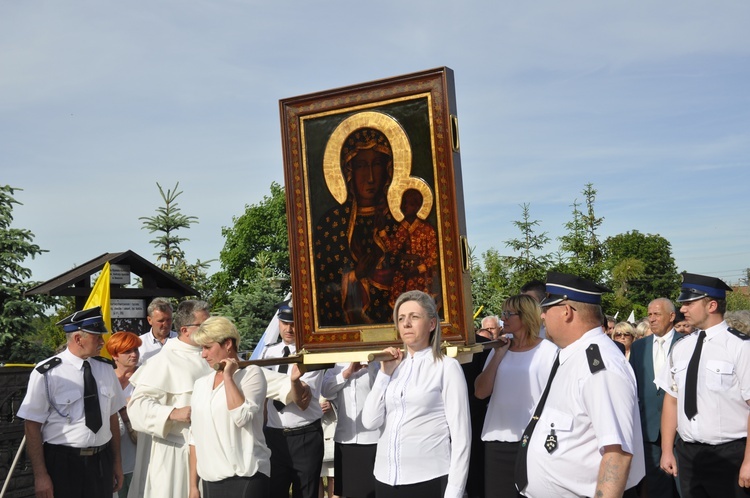 Powitanie ikony MB Częstochowskiej w Dmosinie