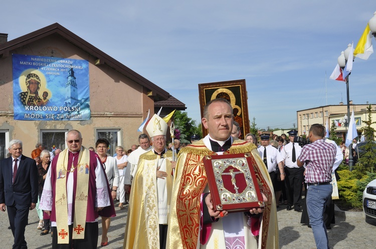 Powitanie ikony MB Częstochowskiej w Dmosinie