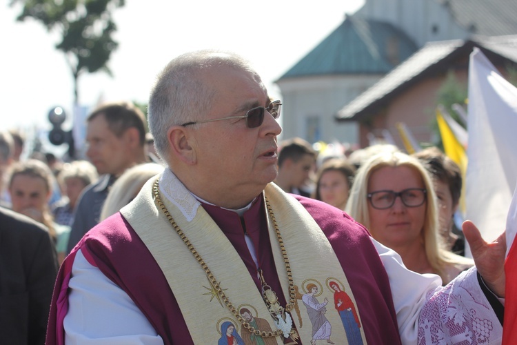 Powitanie ikony MB Częstochowskiej w Dmosinie