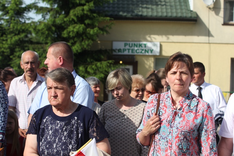 Powitanie ikony MB Częstochowskiej w Dmosinie